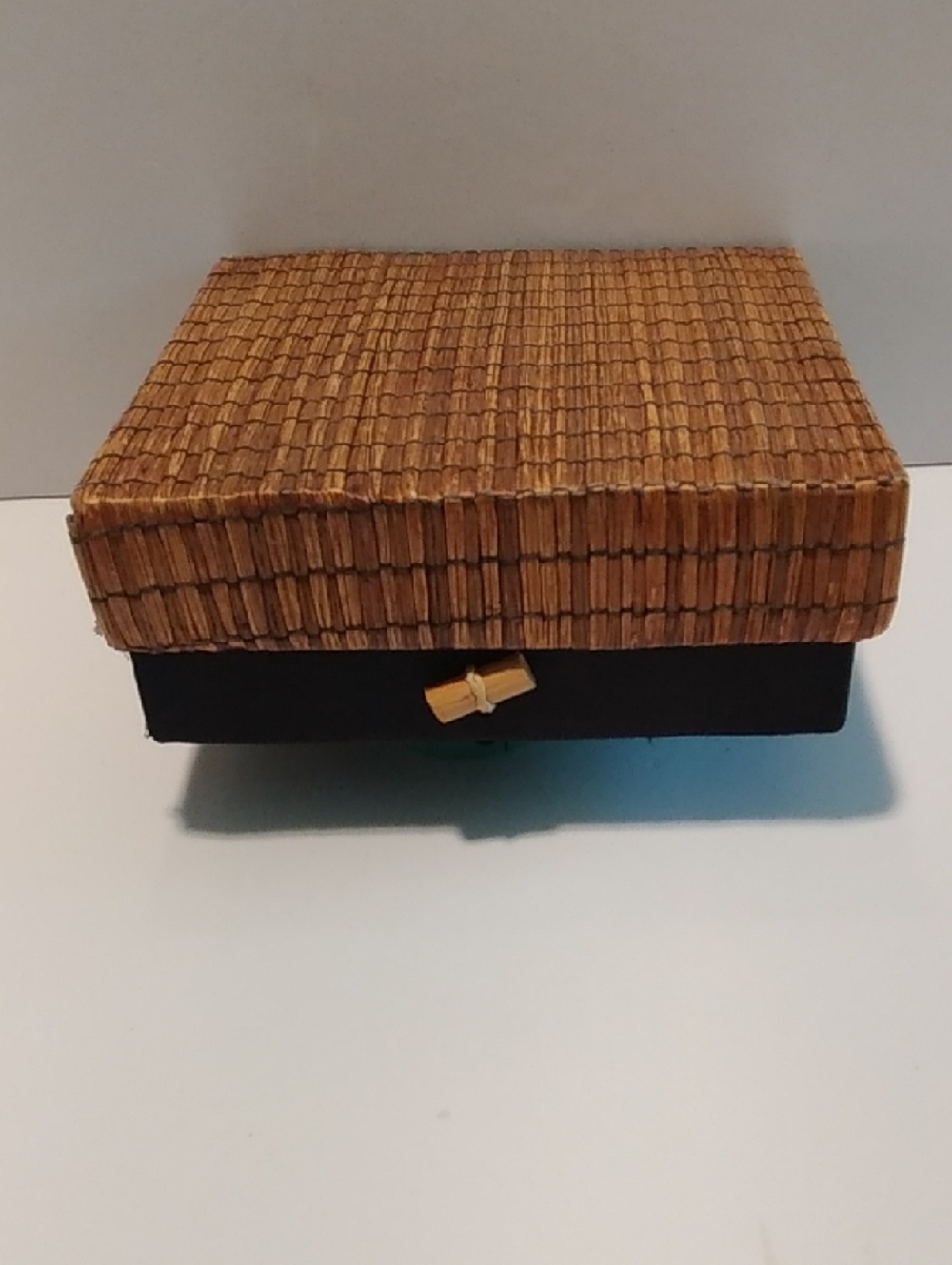 Woven Straw Top Jewelry / Storage Box with Black Base